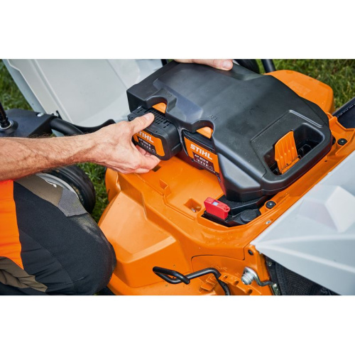 Аккумуляторная газонокосилка STIHL RMA 765 V