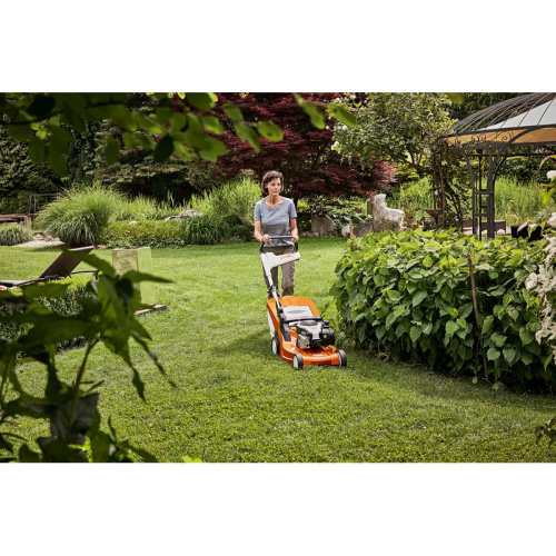 Газонокосилка STIHL RMA 448 TC