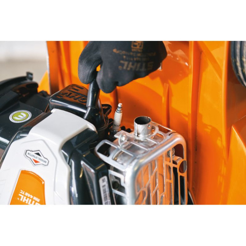 Газонокосилка STIHL RMA 448 TC