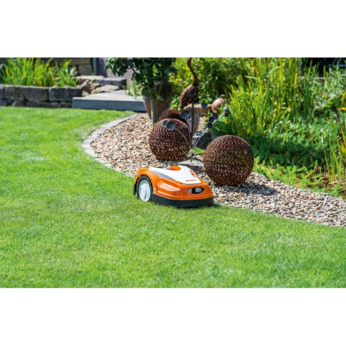 Робот-газонокосилка STIHL RMI 422