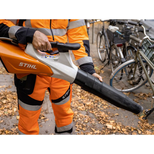 Аккумуляторная воздуходувка STIHL BGA 200