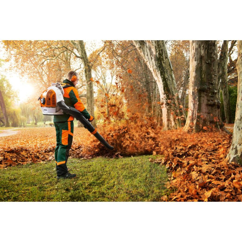 Ранцевая воздуходувка STIHL BR 700